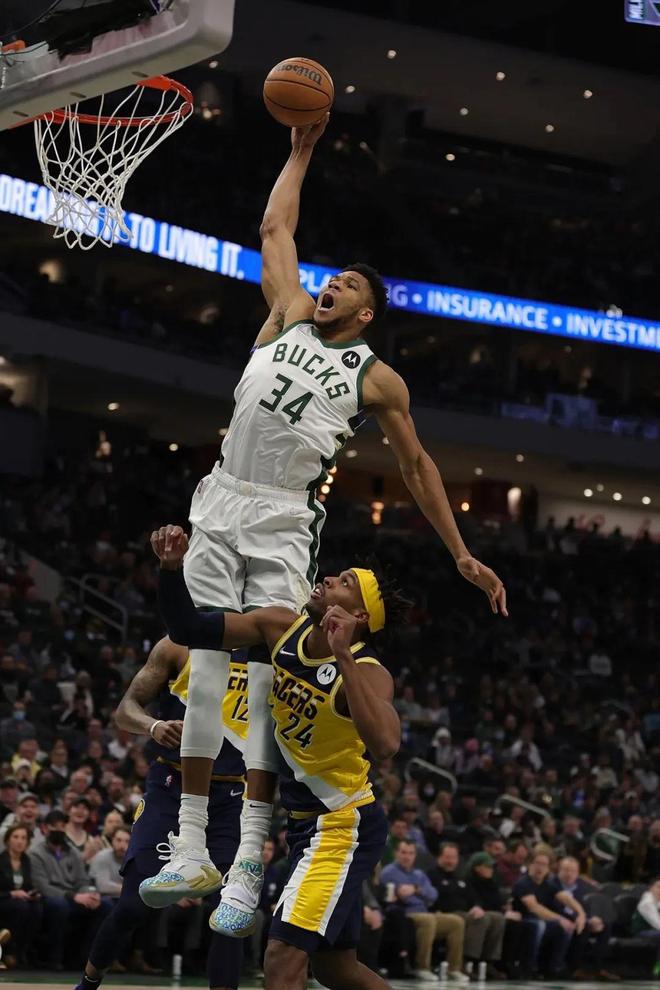 开云首页体验包含字母哥在DWG比赛中势不可挡，突破纪录引发热议！的词条