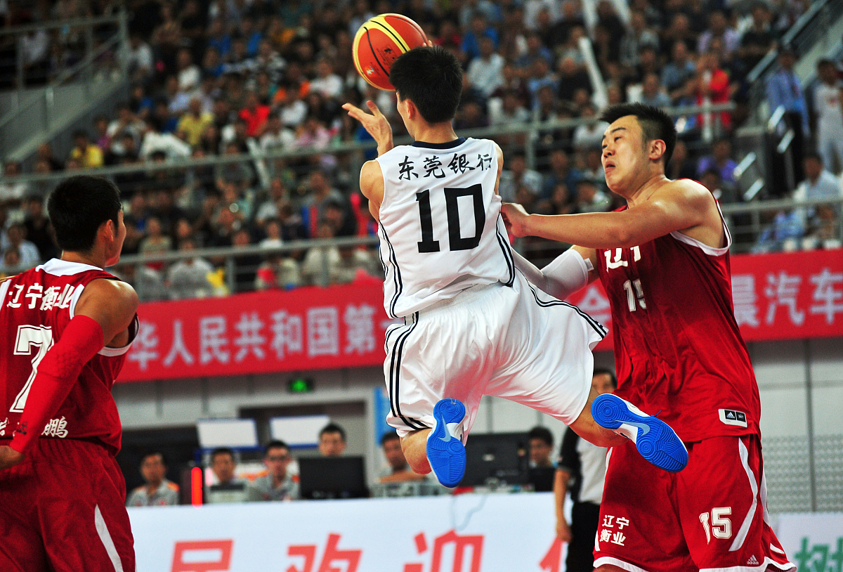 开云首页体验关于CBA季后赛清晨走向成谜，辽宁本钢官宣签约，话题不断，赛程密集仍需轮换的信息